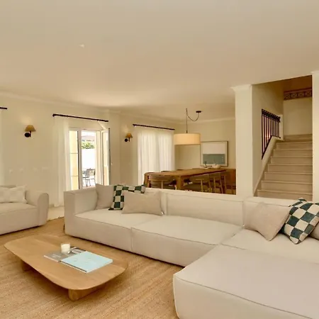 Amendoeira 4 - Clever Details With Private 